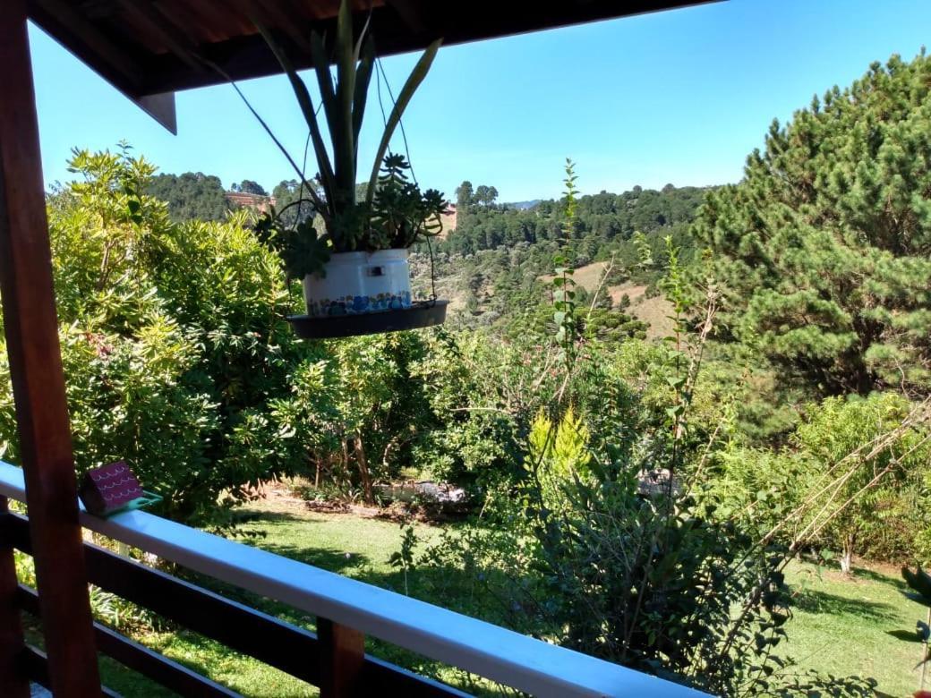 Casa Flor De Liz Villa Campos do Jordão Eksteriør billede